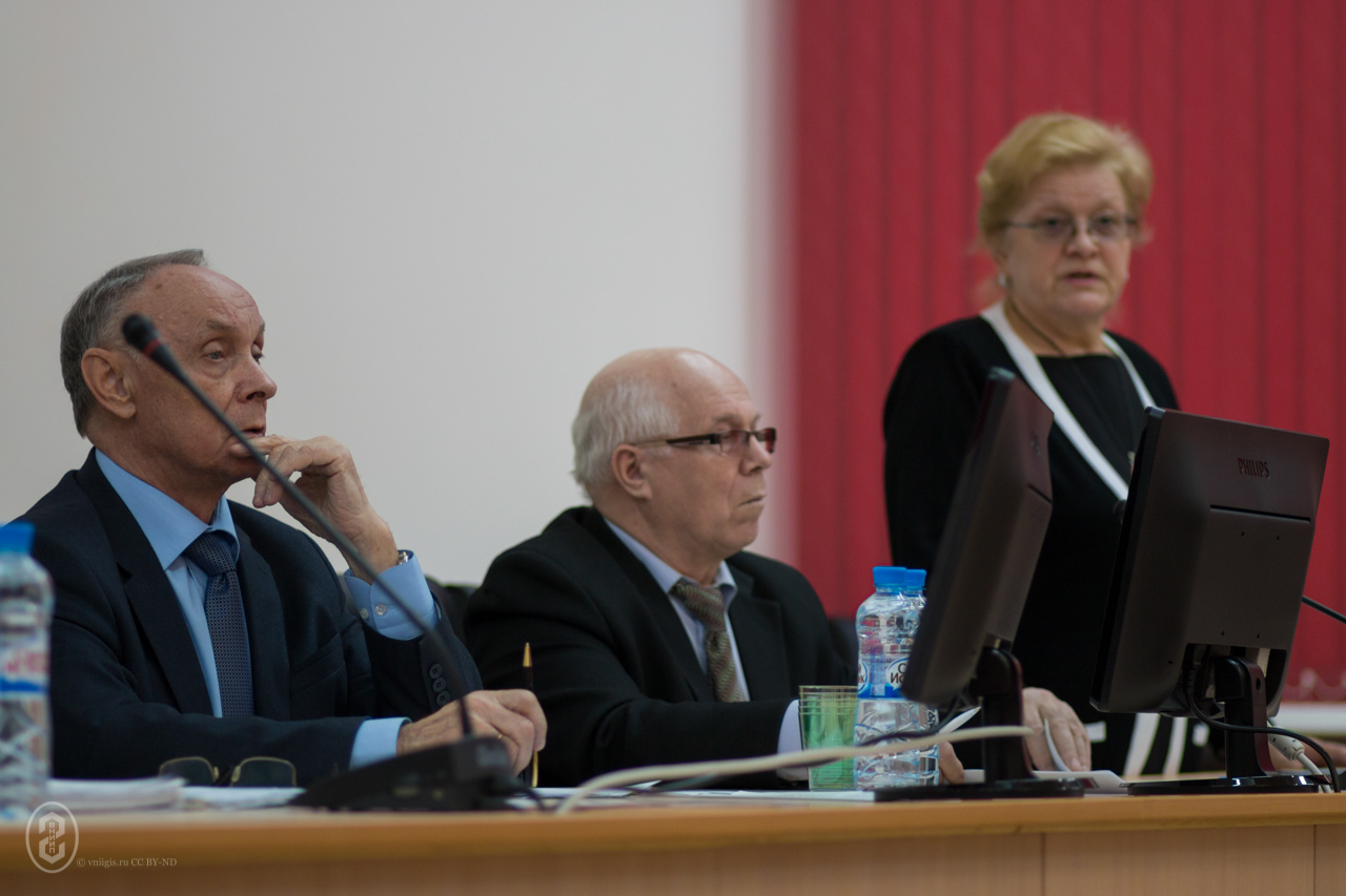 Director of institute Uspenskiy Alexander Vitalyevich, Arkhipov Ivan Alekseevich, Kurochkina Karine Gegamovna